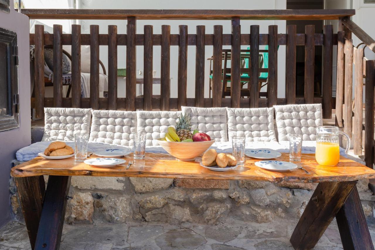 Christos Studios And Family Apartments Stegna Exteriér fotografie