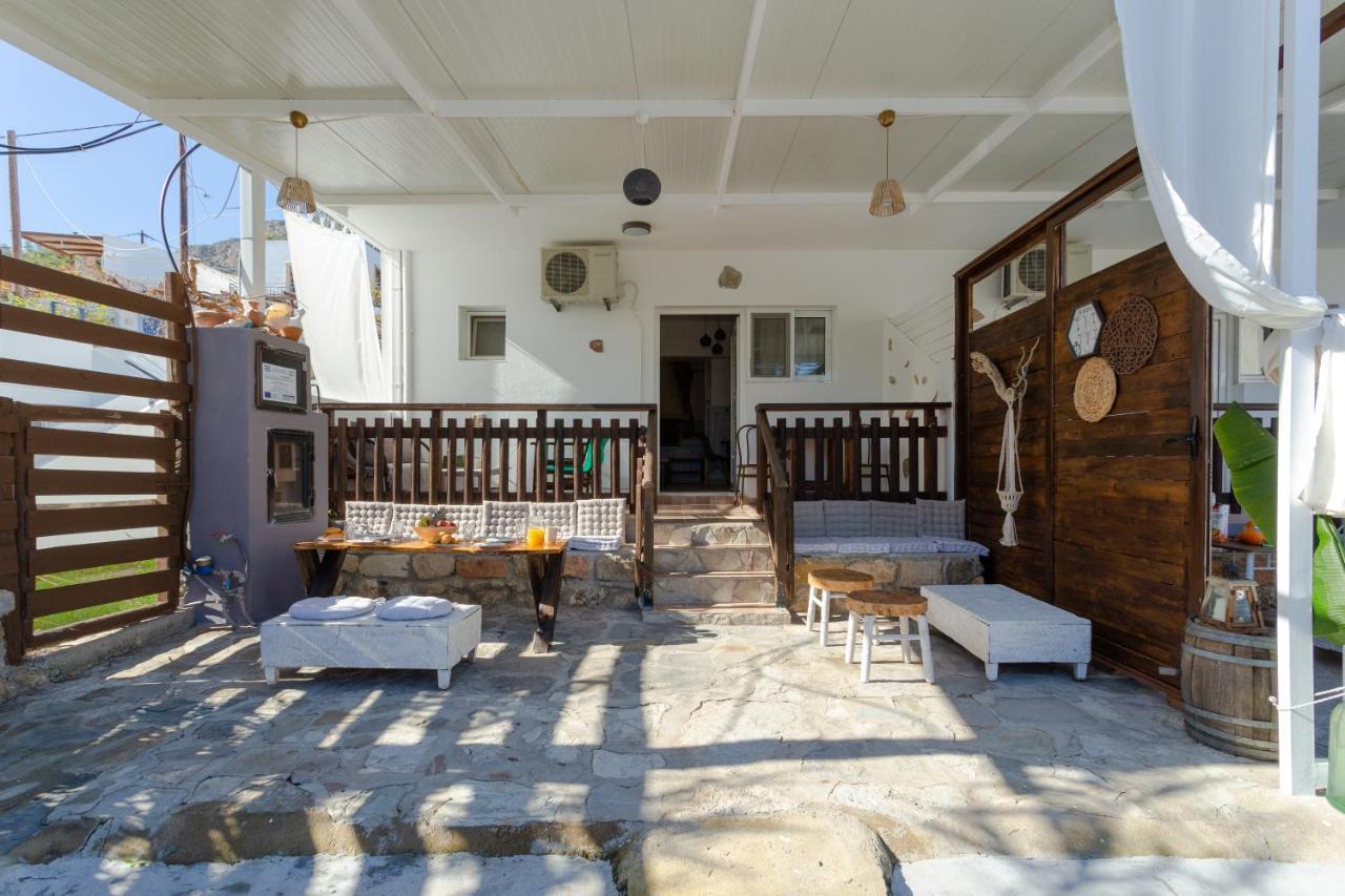 Christos Studios And Family Apartments Stegna Exteriér fotografie