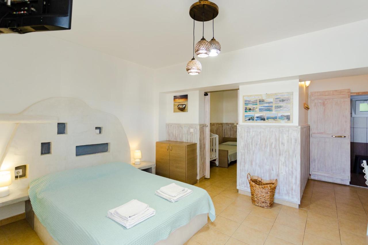 Christos Studios And Family Apartments Stegna Exteriér fotografie